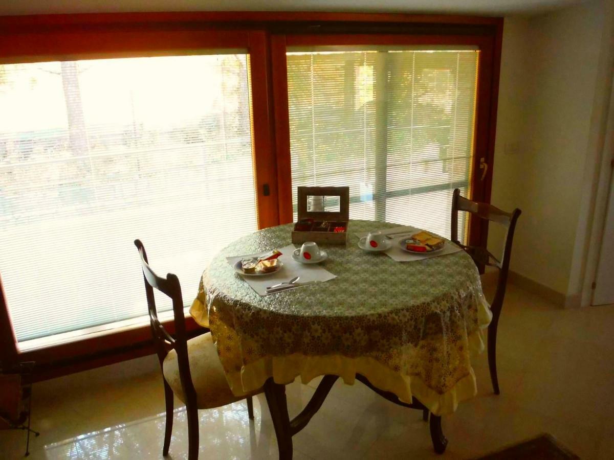 Casa Vacanze Villa Pina Матера Екстериор снимка